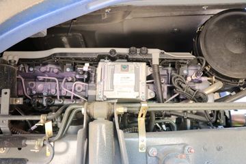 �й����� HOWO T7H�ؿ� 440���� 8X4 7.6����ж��(12��)(ZZ3317V386HE1)ͼƬ