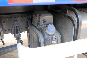 �й����� HOWO T7H�ؿ� 440���� 8X4 7.6����ж��(12��)(ZZ3317V386HE1)ͼƬ