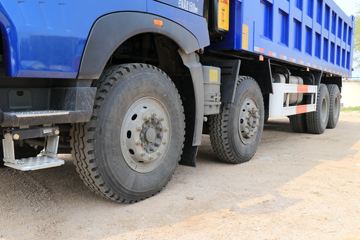 �й����� HOWO T7H�ؿ� 440���� 8X4 7.6����ж��(12��)(ZZ3317V386HE1)ͼƬ