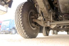 中国重汽 HOWO T7H重卡 440马力 8X4 7.6米自卸车(12挡)(ZZ3317V386HE1)
