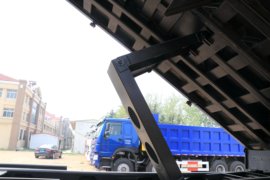 HOWO T7H 自卸车上装                                                图片
