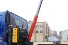 中国重汽 HOWO T7H重卡 440马力 8X4 7.6米自卸车(12挡)(ZZ3317V386HE1)