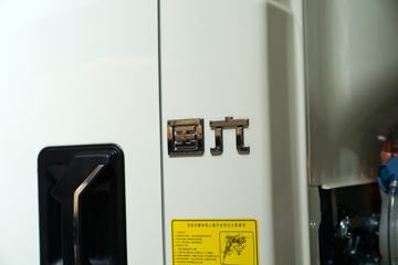 йHOWO ϵ 160 4.15׵ʽῨ()(ZZ5047XXYG3315F144)ͼƬ