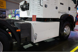 HOWO T5G&nbsp;电动牵引车底盘图片