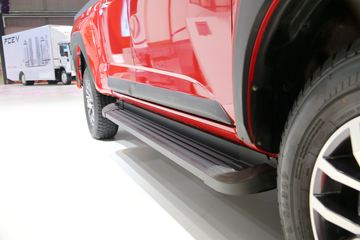 ʮ ￧TAGA ˶ 3.0T 131  ˫ƤͼƬ