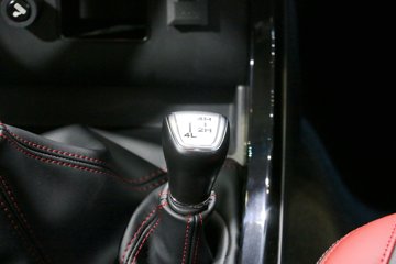 ������ʮ�� �￧TAGA �˶��� 3.0T���� 131���� ���� ˫��Ƥ��ͼƬ