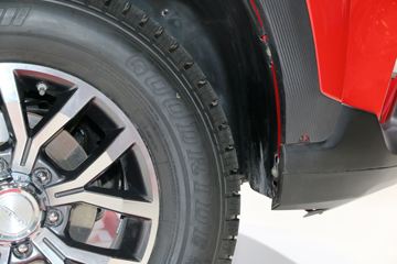 ������ʮ�� �￧TAGA �˶��� 3.0T���� 131���� ���� ˫��Ƥ��ͼƬ