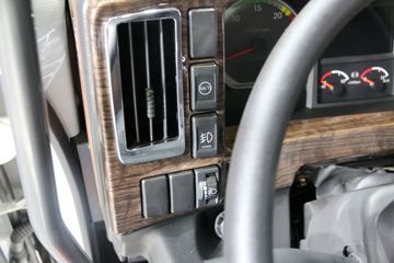 ���� ��ʮ��޿�VC66 2020�� 520���� 6X4 AMT�Զ���ǣ����(����)ͼƬ