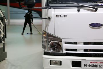 ���� ��ʮ��EV100 4.5T 4.25�׵��Ŵ��綯��ʽ�Ῠ(����330)96.77kWhͼƬ