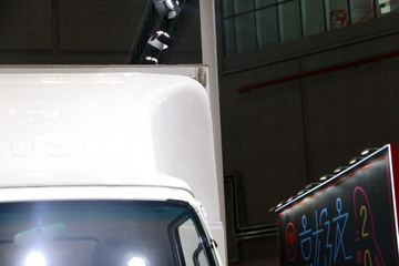 ���� ��ʮ��EV100 4.5T 4.25�׵��Ŵ��綯��ʽ�Ῠ(����330)96.77kWhͼƬ