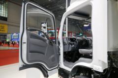 庆铃 五十铃NLR/NMR 120马力 4.13米单排厢式轻卡(国六)