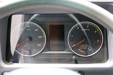 ���� ��ʮ��EV100 4.5T 4.25�׵��Ŵ��綯��ʽ�Ῠ(����330)96.77kWhͼƬ