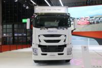 庆铃 FVR重卡 240马力 4X2 7.59米厢式载货车(QL5180XXYXRFRJ)