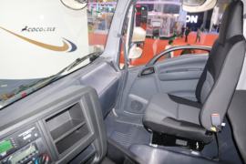 五十铃FVR&nbsp;载货车驾驶室                                               图片