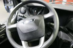 南京依维柯 欧胜 EV45 4.5T 6米纯电动封闭厢式货车70kWh