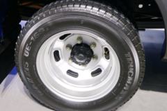 南京依维柯 欧胜 EV45 4.5T 6米纯电动封闭厢式货车70kWh