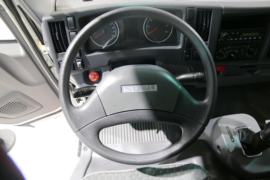 氢燃料&nbsp;电动载货车内饰图片