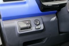 上汽大通EV30 2.5T 4.5米长轴纯电动智能物流车35kWh