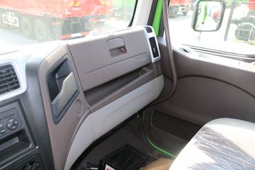  ³M3 220 6X2 5.2ж(LZ3250M3CB)ͼƬ