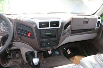  ³M3 220 6X2 5.2ж(LZ3250M3CB)ͼƬ