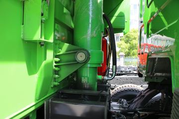  ³M3 220 6X2 5.2ж(LZ3250M3CB)ͼƬ