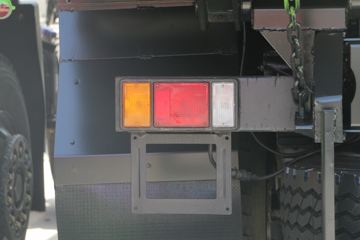  ³M3 220 6X2 5.2ж(LZ3250M3CB)ͼƬ