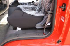 东风 多利卡D6-L 2018款 平原版 130马力 3.8米排半栏板轻卡(EQ1041L8BDB)