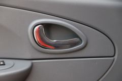 东风 多利卡D6-L 2018款 平原版 130马力 3.8米排半栏板轻卡(EQ1041L8BDB)