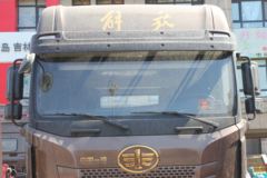 青岛解放 JH6 460马力 8X4 9.4米冷藏车