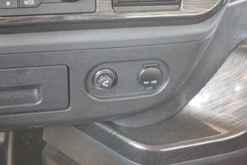 �ൺ��� JH6 460���� 8X4 9.4����س�ͼƬ