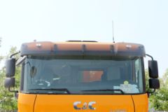 联合卡车 U390 390马力 8X4 8.6米自卸车(QCC3312D656-3)