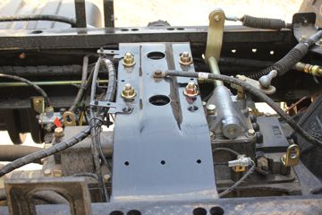 ���� ʱ��H2 115���� 4X2 4.15����ж��(BJ3043D9JBA-FD)ͼƬ