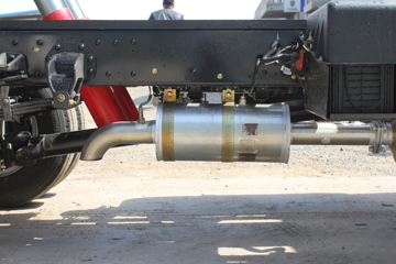 ���� ʱ��H2 115���� 4X2 4.15����ж��(BJ3043D9JBA-FD)ͼƬ