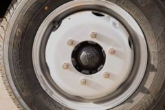 凯马 锐航X1 1.5L 110马力 2.5米双排栏板微卡(KMC1033HQ32S5)