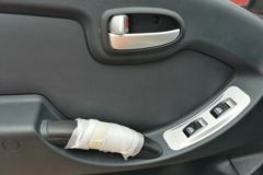 凯马 锐航X1 1.5L 110马力 3.18米单排厢式微卡(KMC5033XXYHQ32D5)