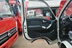 凯马 锐航X1 1.5L 110马力 3.18米单排厢式微卡(KMC5033XXYHQ32D5)