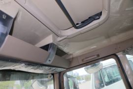 重汽豪沃(HOWO)底盘&nbsp;混凝土搅拌车驾驶室                                               图片