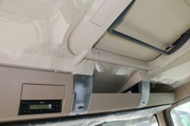 重汽豪沃(HOWO)底盘&nbsp;混凝土搅拌车驾驶室                                               图片