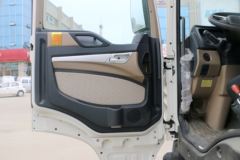 中国重汽 HOWO T5G 340马力 8X4 7.37方混凝土搅拌车(宏昌天马牌)(HCL5317GJBZZN30G5)