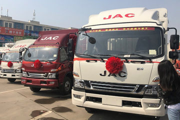 ���� ����V8 ��ͨ�� 170���� 4.18�׵��Ų�դʽ�ῨͼƬ