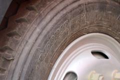 中国重汽成都商用车 瑞狮 156马力 4.15米单排厢式轻卡(CDW5090XXYH1R5)