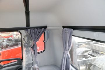 �������ó� ���KR 230���� 4X2 6.75�������ػ���(DFH1180E3)ͼƬ