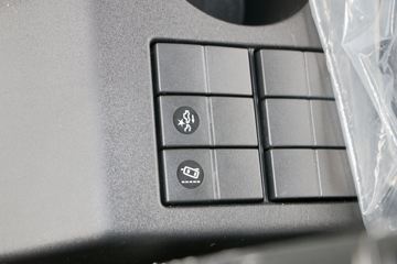 �������ó� ���KR 230���� 4X2 6.75�������ػ���(DFH1180E3)ͼƬ