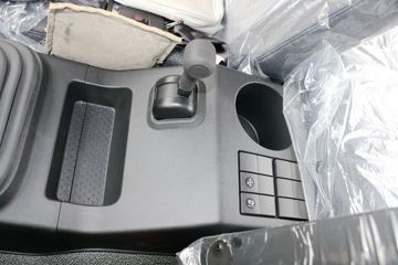 �������ó� ���KR 230���� 4X2 6.75�������ػ���(DFH1180E3)ͼƬ