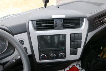 �������ó� ���KR 230���� 4X2 6.75�������ػ���(DFH1180E3)ͼƬ