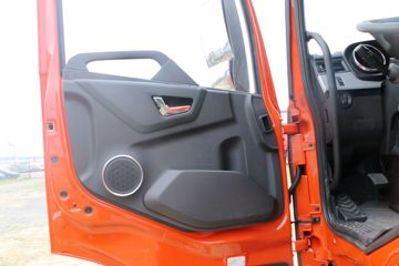 �������ó� ���KR 230���� 4X2 6.75�������ػ���(DFH1180E3)ͼƬ