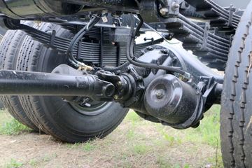 �������ó� ���KR 230���� 4X2 6.75�������ػ���(DFH1180E3)ͼƬ