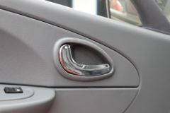 东风 多利卡D6-L 2018款 重载版 156马力 4.17米单排仓栅式轻卡(EQ5041CCY8BD2AC)