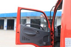 东风 多利卡D6-L 2018款 重载版 156马力 4.17米单排仓栅式轻卡(EQ5041CCY8BD2AC)