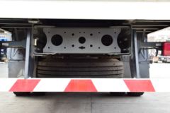 中国重汽 豪瀚N5G重卡 280马力 6X2 9.73米厢式载货车(ZZ5255XXYM56C3E1)